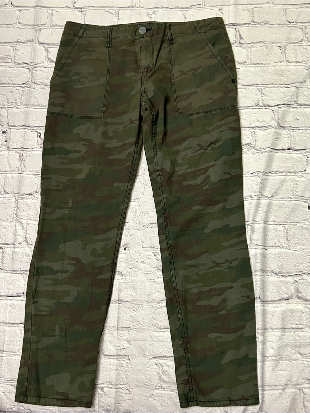 Sanctuary Men's Olive Camo Cargo Pants